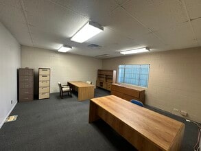 14408 E Whittier Blvd, Whittier, CA à louer Photo intérieure– Image 1 sur 4