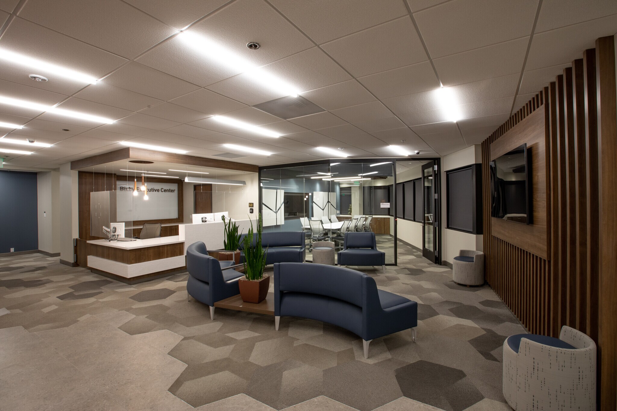 4401 N Atlantic Ave, Long Beach, CA à louer Photo de l’immeuble– Image 1 sur 16