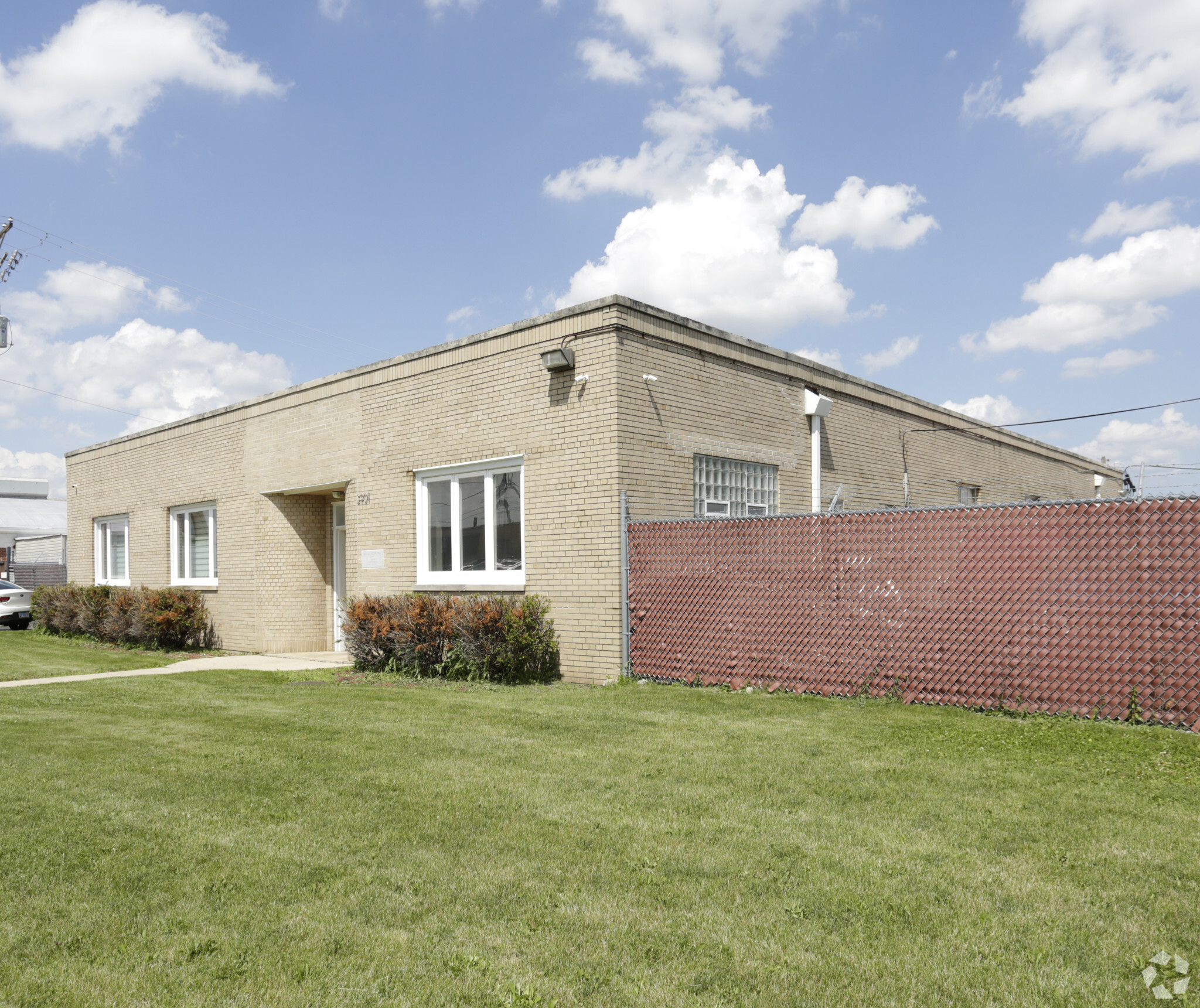 3901 Wesley Ter, Schiller Park, IL à vendre Photo principale– Image 1 sur 5