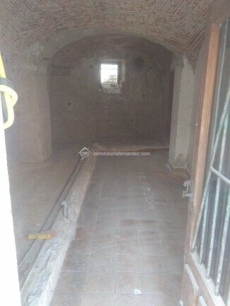 Plus de détails pour Local commercial à vendre