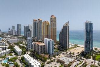 17550 Collins Ave, North Miami Beach, FL - VUE AÉRIENNE  vue de carte