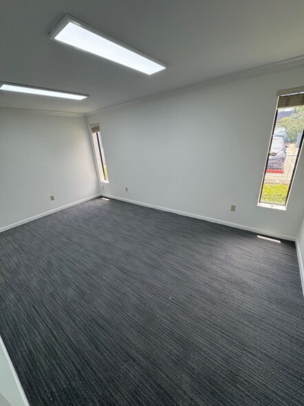 7250 SW 39th Ter, Miami, FL à louer - Photo de l’immeuble – Image 2 sur 4