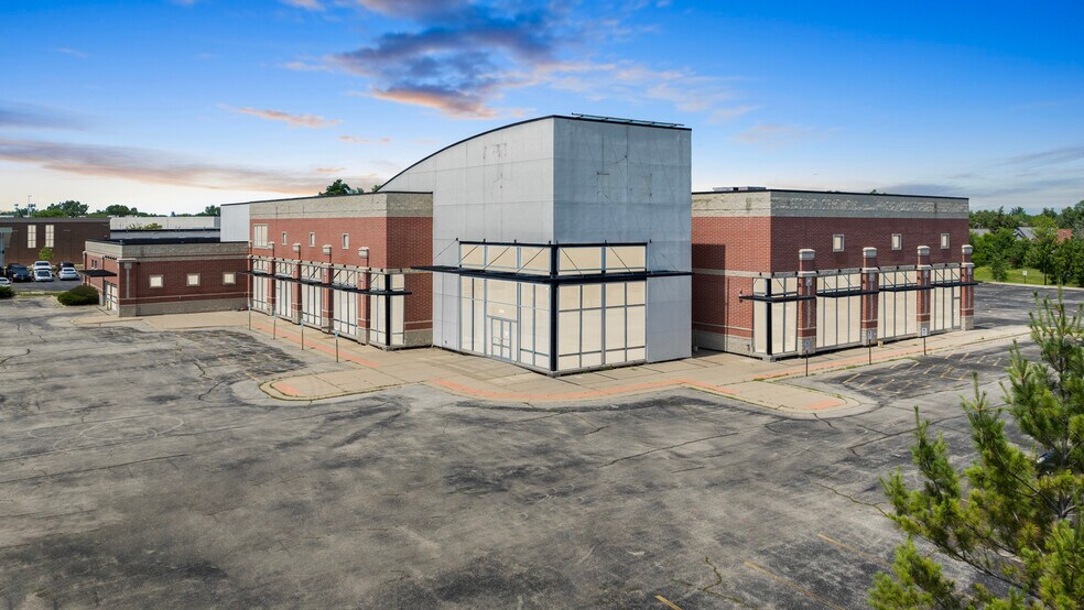 2015 N Rand Rd, Palatine, IL à vendre - Photo de l’immeuble – Image 1 sur 19
