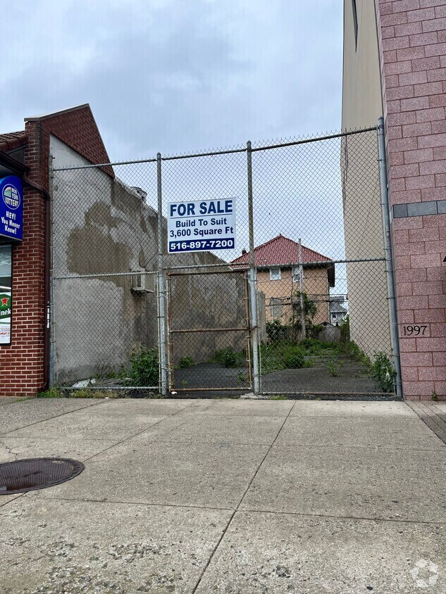 121 West Park Avenue, Long Beach, NY à vendre Photo de l’immeuble– Image 1 sur 2
