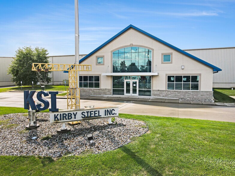 4072 Flint Asphalt Dr, Burton, MI à vendre - Photo de l’immeuble – Image 2 sur 15