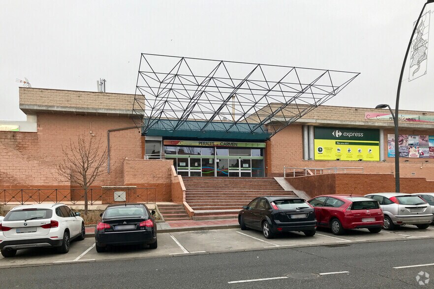 Local commercial dans Getafe, Madrid à vendre - Photo de l’immeuble – Image 3 sur 5