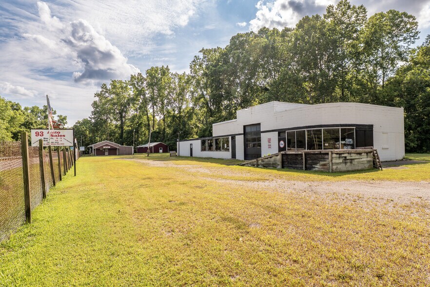18863 State Route 93, Jackson, OH à vendre - Photo de l’immeuble – Image 1 sur 20