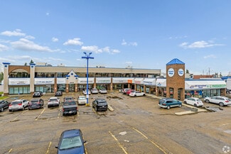 Plus de détails pour 9303 34th Ave NW, Edmonton, AB - Local commercial à vendre