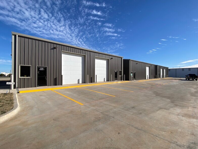 8128 Silver Xing, Oklahoma City, OK à vendre - Photo principale – Image 1 sur 16