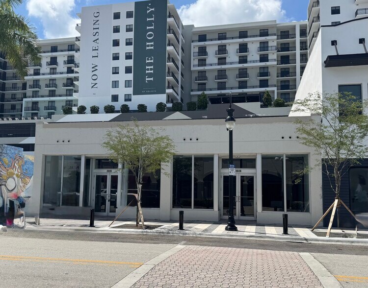 2020 Harrison St, Hollywood, FL à louer - Photo de l’immeuble – Image 2 sur 9