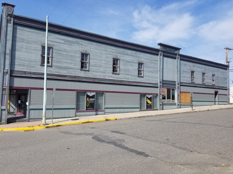 145 E Chapman St, Ely, MN à vendre - Photo de l’immeuble – Image 3 sur 15