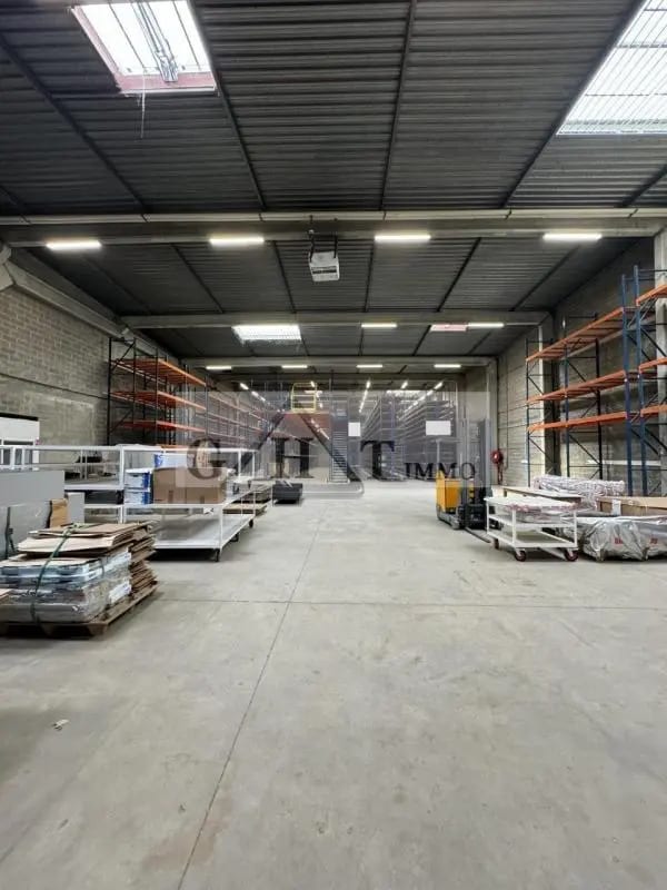 Industriel/Logistique dans Antony à louer Photo de l’immeuble– Image 1 sur 15