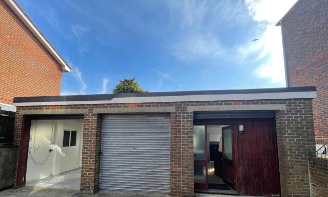 20B Warren Rd, Brighton à vendre - Photo de l’immeuble – Image 1 sur 4