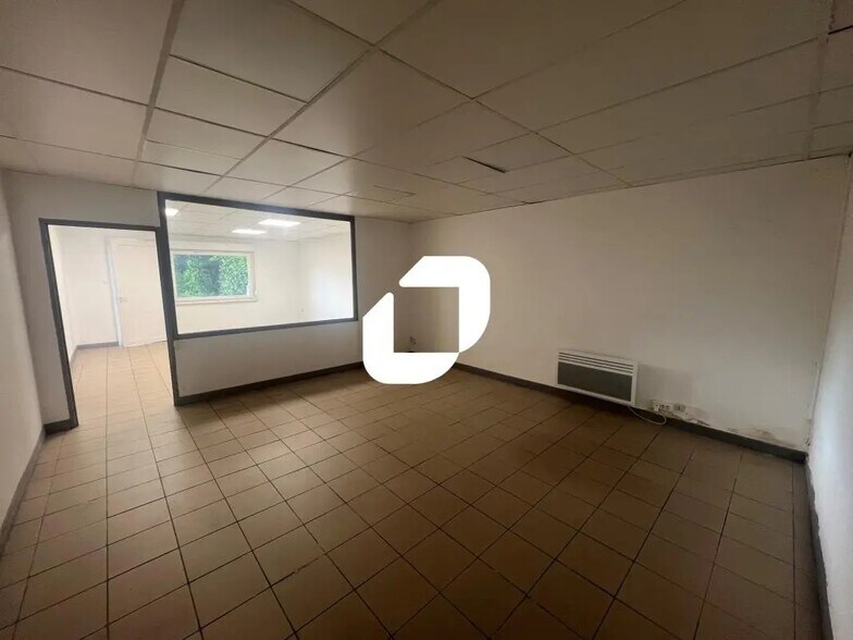 Bureau dans Béthune à louer - Photo de l’immeuble – Image 2 sur 8