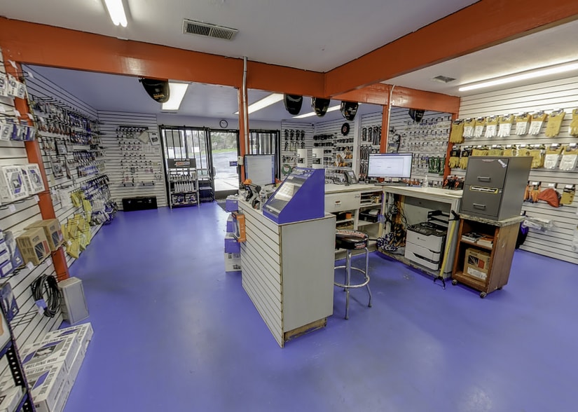 11020 N State Highway 49, Martell, CA à vendre - Photo intérieure – Image 2 sur 10