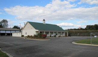 Plus de détails pour 105 Lola Ln, Pilot Mountain, NC - Bureau/Local commercial à louer