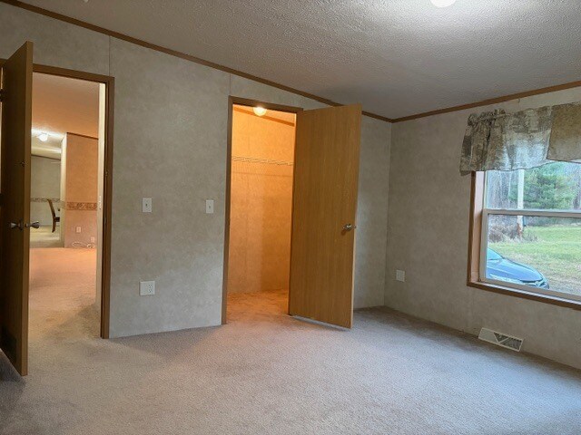 1045 Covered Bridge Rd, Unadilla, NY à vendre - Photo principale – Image 2 sur 25