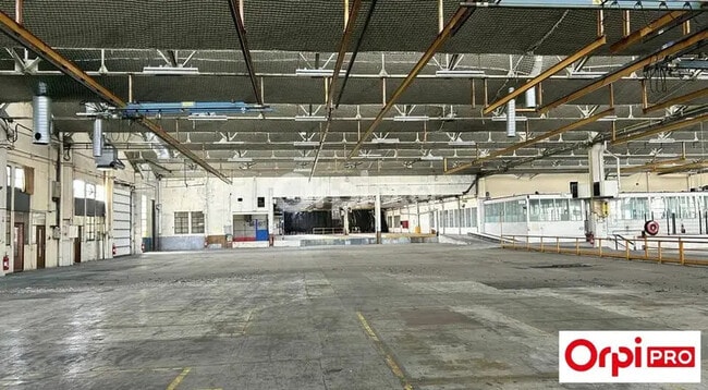 Plus de détails pour Industriel/Logistique à louer