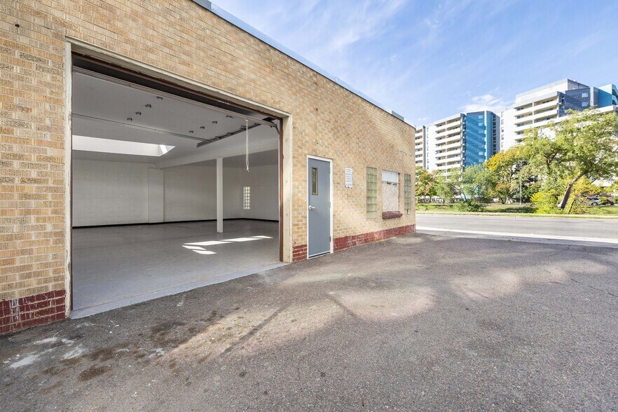 1240 Speer Blvd, Denver, CO à vendre - Photo de l’immeuble – Image 2 sur 15