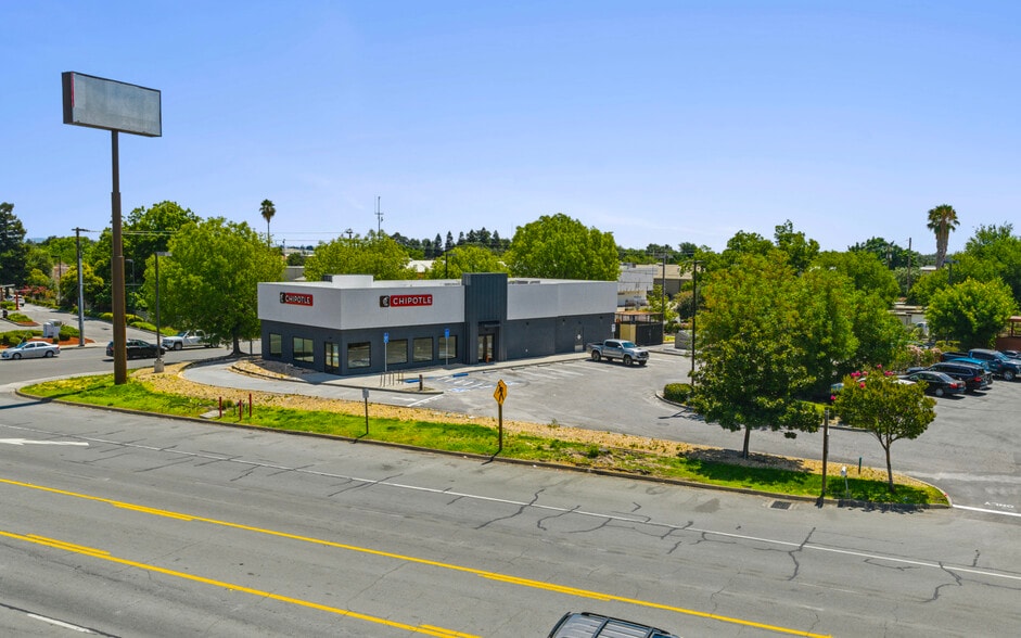 4450 E Waterloo Rd, Stockton, CA à vendre - Photo de l’immeuble – Image 2 sur 6