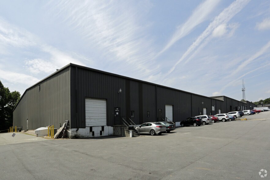 4200 Atlantic Ave, Raleigh, NC à louer - Photo de l’immeuble – Image 3 sur 9