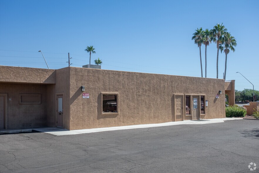 899 N Wilmot Rd, Tucson, AZ à louer - Photo de l’immeuble – Image 3 sur 10
