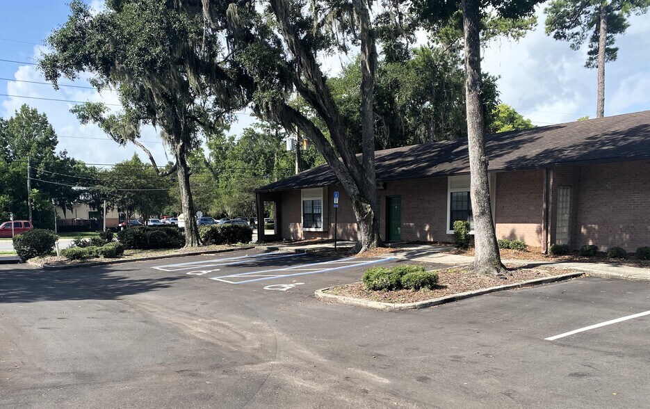 1950 Miller St, Orange Park, FL à louer - Photo de l’immeuble – Image 2 sur 12