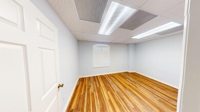 145 NW Central Park Plz, Port Saint Lucie, FL à louer Photo intérieure– Image 1 sur 6