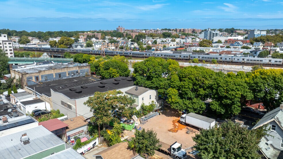 87-28-87-58 130th St, Richmond Hill, NY à vendre - Aérien – Image 3 sur 3