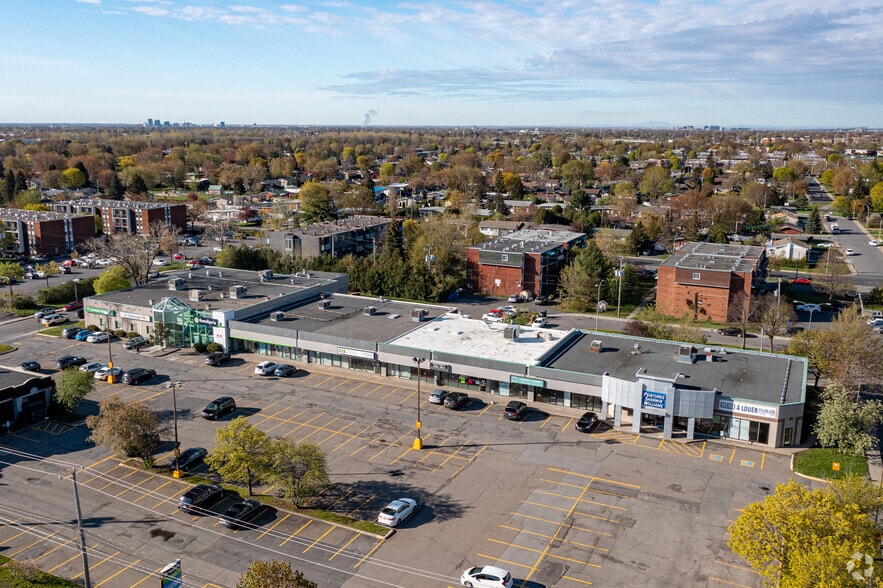 3036-3090 Rd Chambly, Longueuil, QC à louer - Aérien – Image 2 sur 3