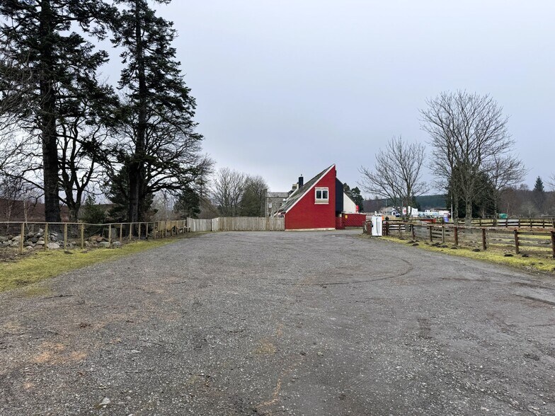 Perth Rd, Dalwhinnie à louer - Photo de l’immeuble – Image 3 sur 3