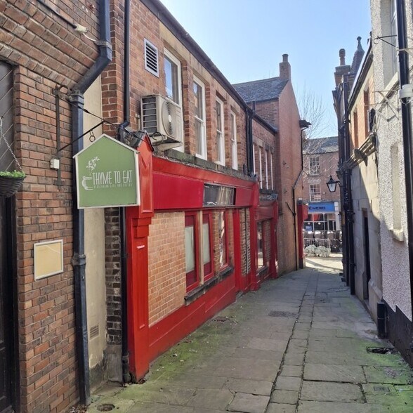8-10 Central Pavement, Chesterfield à louer - Photo de l’immeuble – Image 3 sur 6