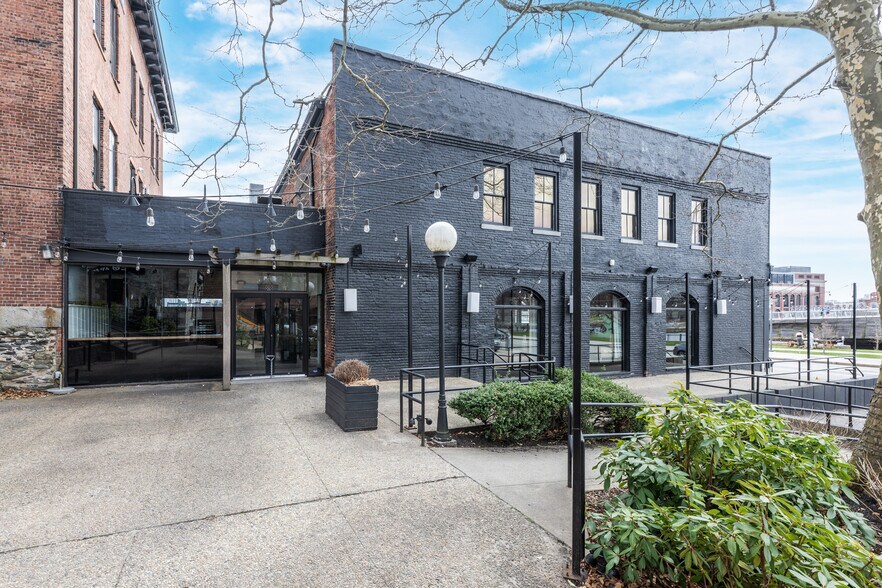 334 S Water St, Providence, RI à vendre - Photo de l’immeuble – Image 2 sur 19