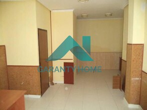 Local commercial dans Cáceres, Cáceres à louer Photo intérieure– Image 2 sur 2