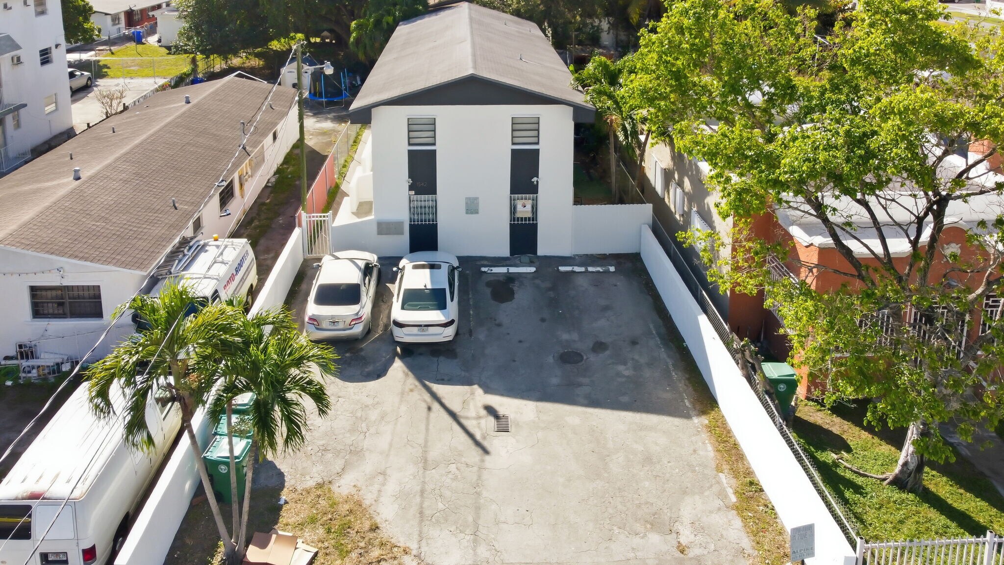1542 NW 35th St, Miami, FL à vendre Photo principale– Image 1 sur 25