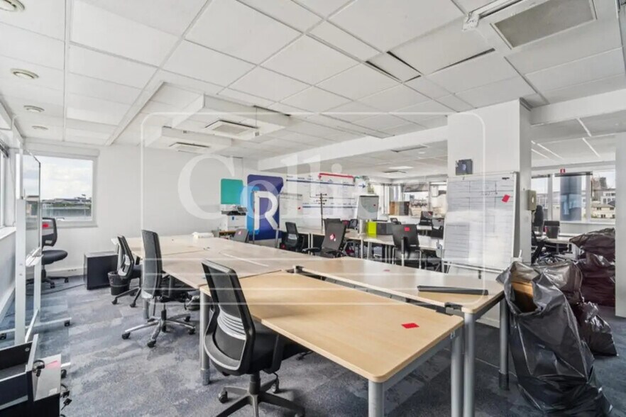 39 Rue Du Gouverneur Général Eboué, Issy-les-Moulineaux à louer - Photo de l’immeuble – Image 3 sur 8