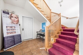 620 Norwich New London Tpke, Uncasville, CT à louer Photo intérieure– Image 2 sur 16