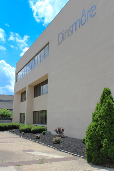 611 3rd Ave, Huntington, WV à louer - Photo de l’immeuble – Image 1 sur 9