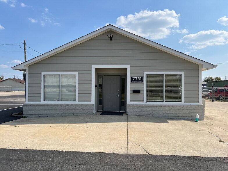 7731 Records St, Indianapolis, IN à louer - Photo de l’immeuble – Image 1 sur 3
