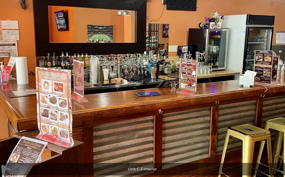 1205 Saint Charles Ave, New Orleans, LA à vendre - Photo intérieure – Image 2 sur 11