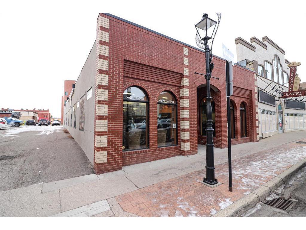 649 3 St SE, Medicine Hat, AB à vendre Photo principale– Image 1 sur 6