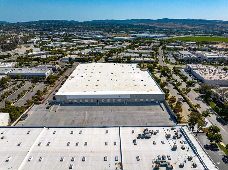 5 Marconi, Irvine, CA à louer - Photo de l’immeuble – Image 3 sur 3