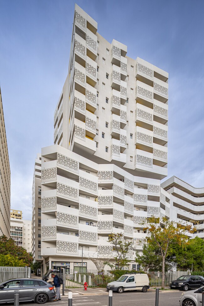Plus de détails pour 7 Rue Andre Allar, Marseille - Bureau à louer