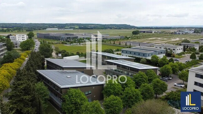 Plus de détails pour Bureau à louer