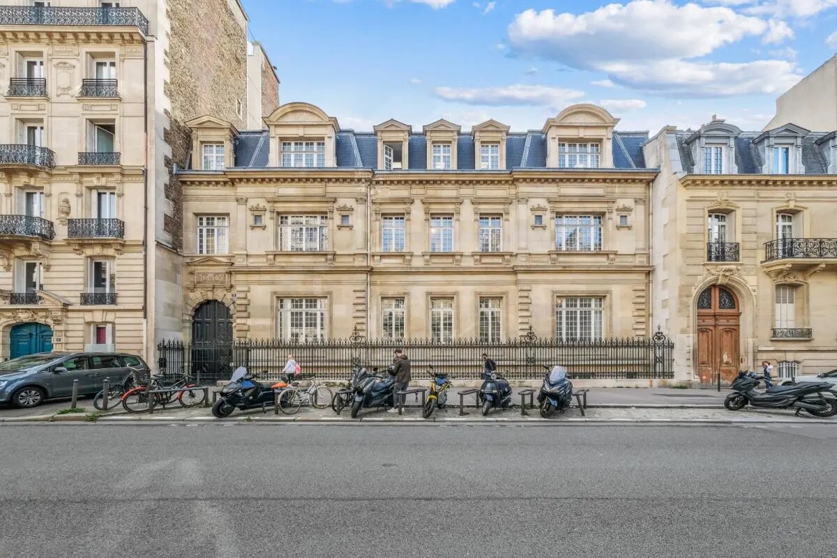 Bureau dans Paris à louer Photo de l’immeuble– Image 1 sur 18