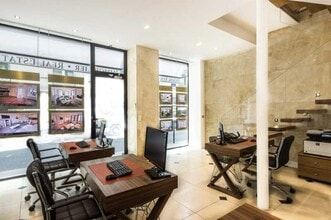 30 Rue Cambacérès, Paris à louer Photo intérieure– Image 2 sur 5
