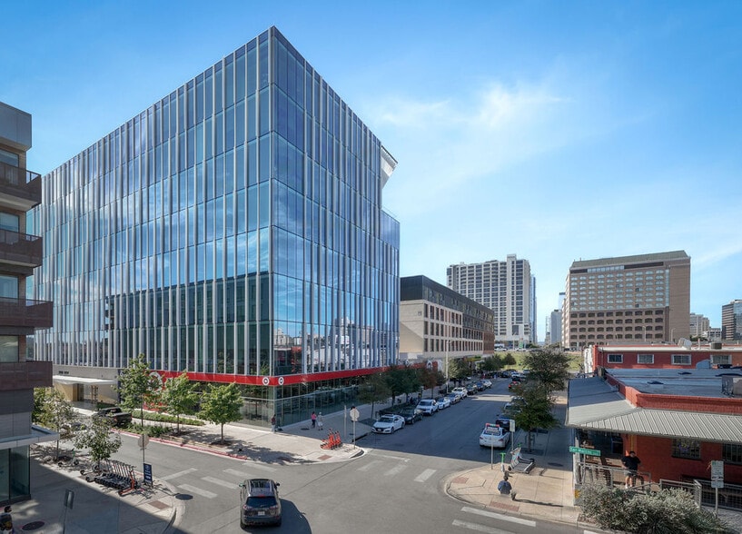 901 E 5th St, Austin, TX à louer - Photo principale – Image 1 sur 11