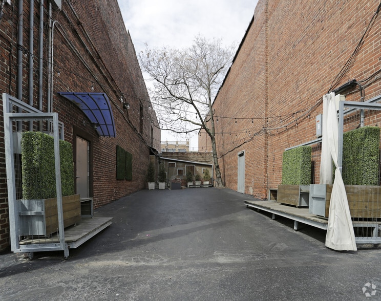 1521 Grand Blvd, Kansas City, MO à louer - Photo de l’immeuble – Image 2 sur 3