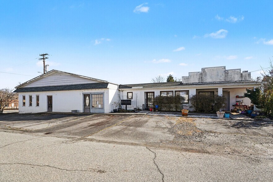 11 Bell Ave, Denton, NC à vendre - Photo de l’immeuble – Image 3 sur 24