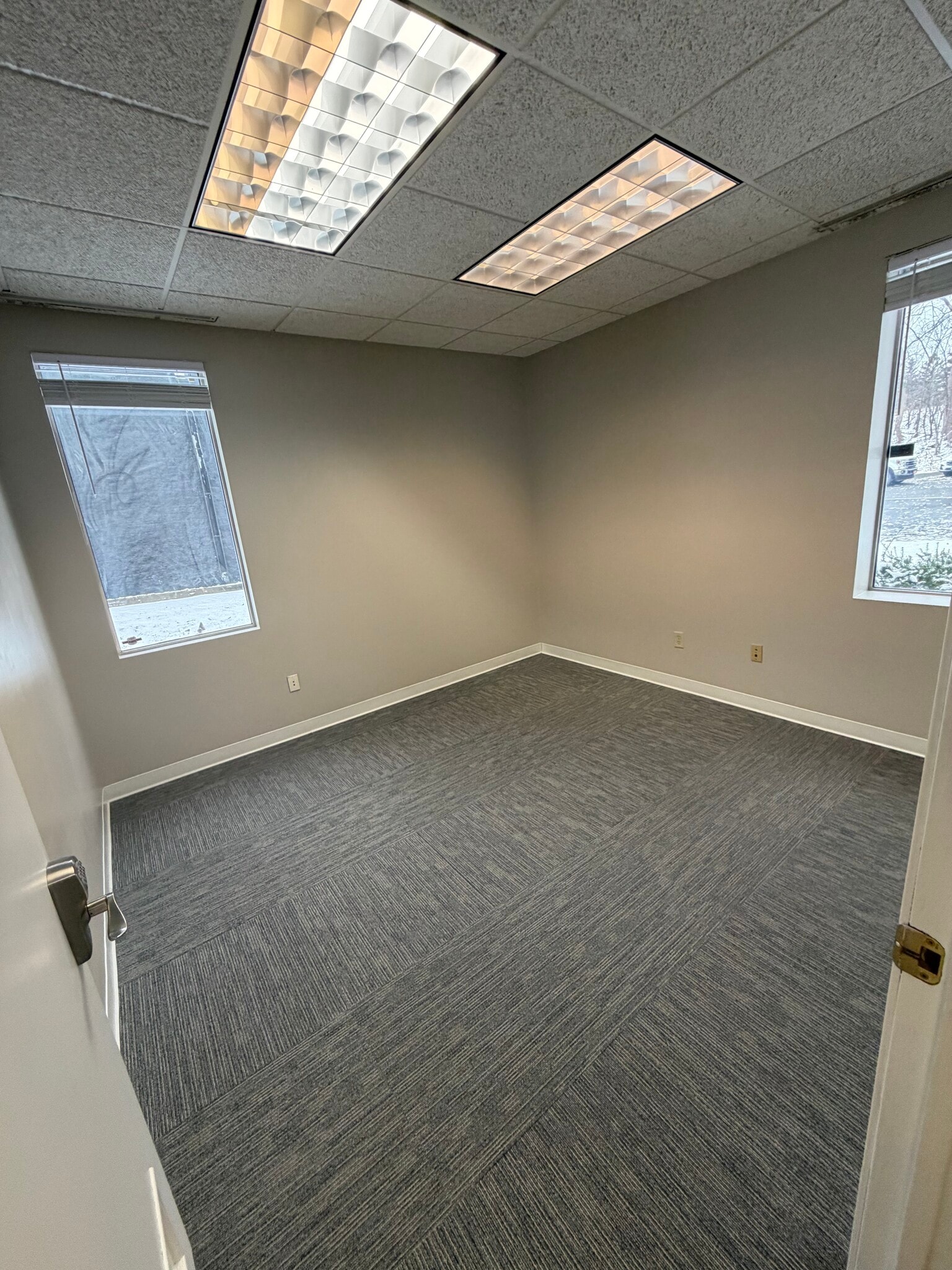 6440 Flying Cloud Dr, Eden Prairie, MN à louer Photo intérieure– Image 1 sur 1